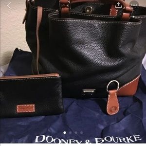 Dooney & Brooke Breanna purse with extra as seen